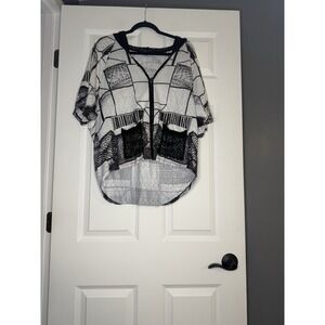Cativa Short Sleeve Zip Up With Hood Black White Eyelet Lace Medium